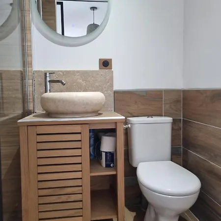 Holiday home Maisonnette En Bord De Riviere Saint-Capraise-de-Lalinde