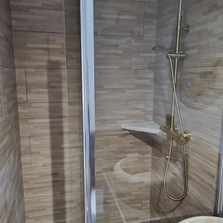 Holiday home Maisonnette En Bord De Riviere Saint-Capraise-de-Lalinde